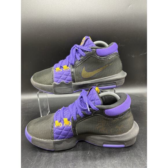 Nike LeBron Witness 8 Mens Size 8 Black Purple Gold Basketball Shoes Sneakers main image 6